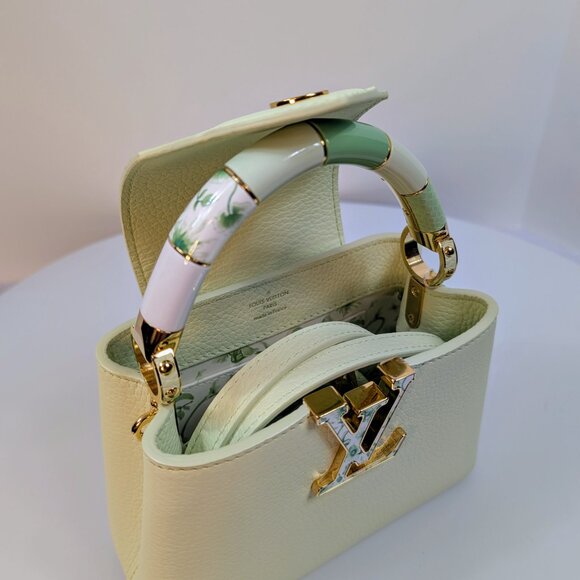 Louis Vuitton Mint Capucines Mini Bag - Picture 16 of 16